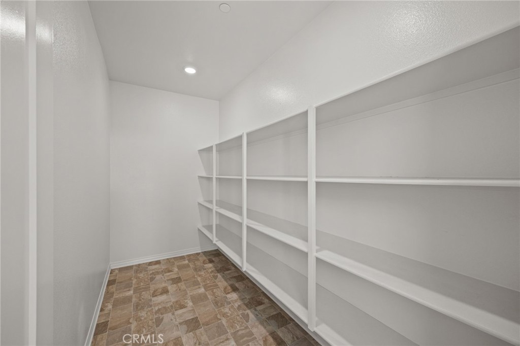 4865 S Wilson Avenue