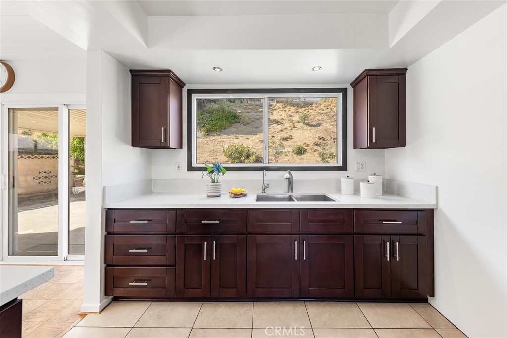 1861 College View Drive