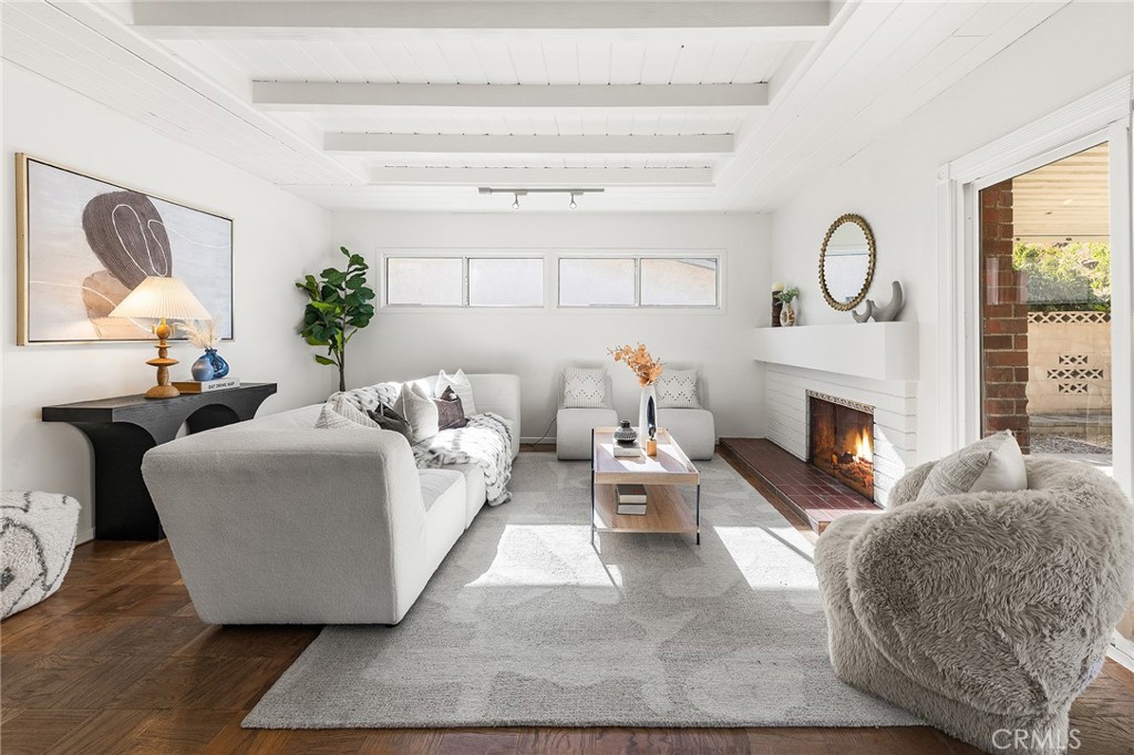 1861 College View Drive