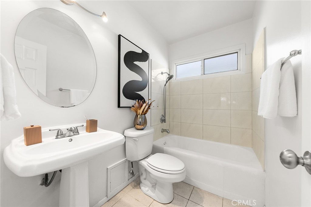 1861 College View Drive