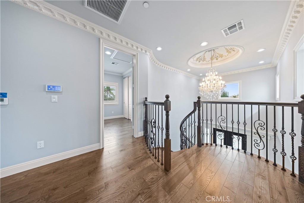 900 Euclid Ave