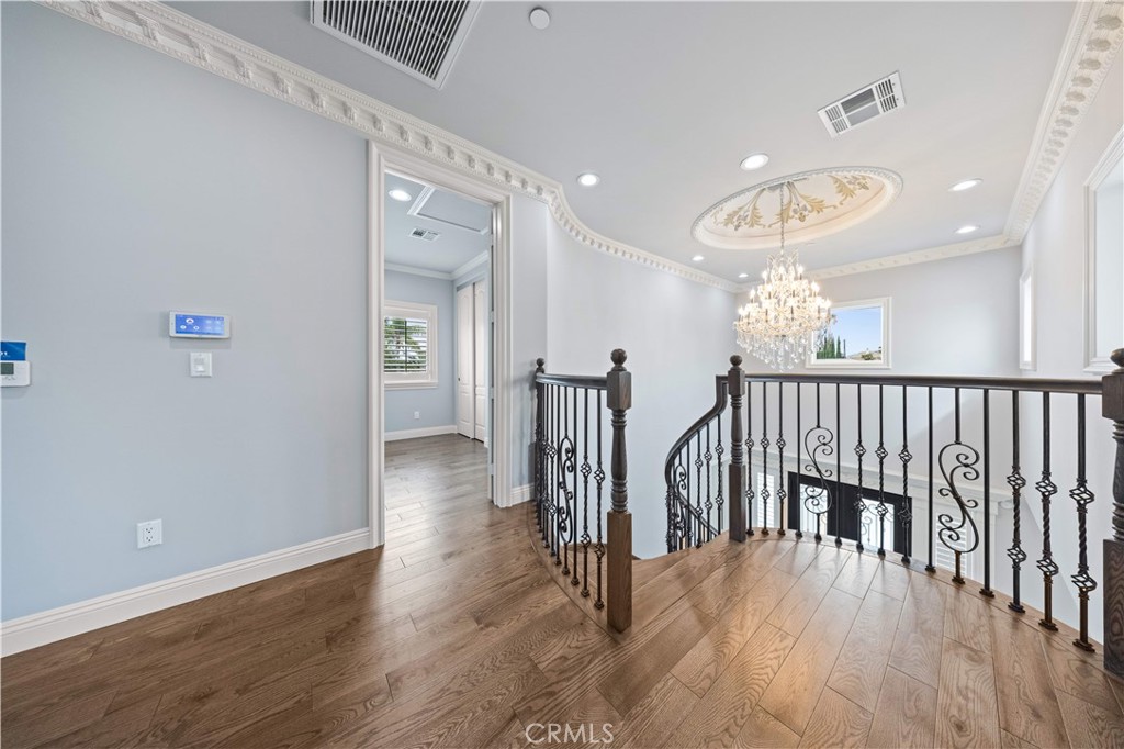 900 Euclid Ave