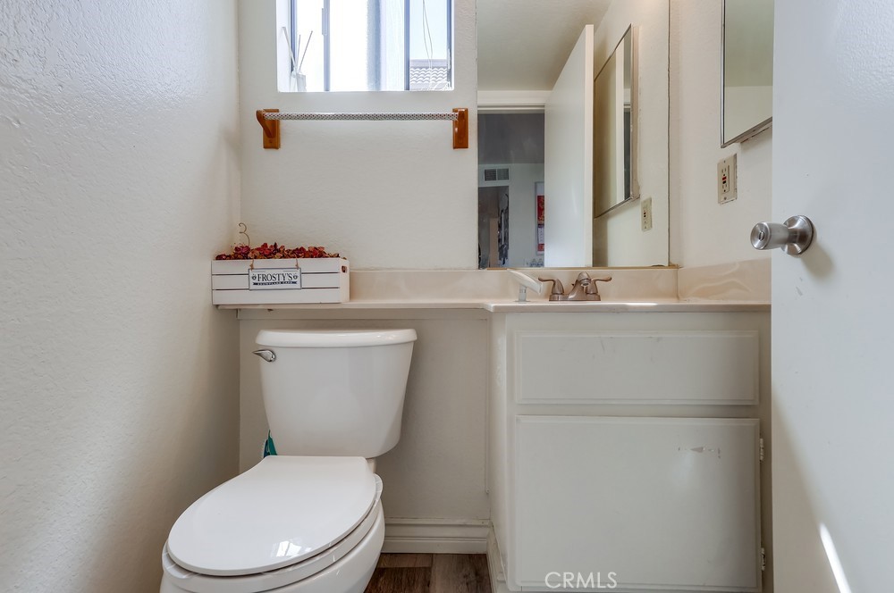 4031 La Rica Avenue O