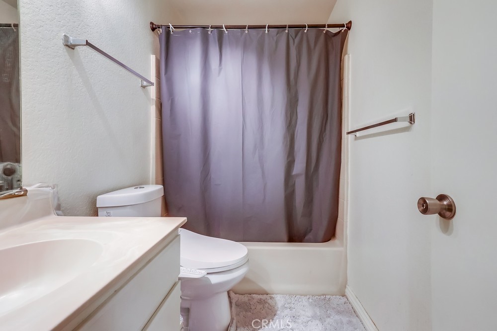 4031 La Rica Avenue O