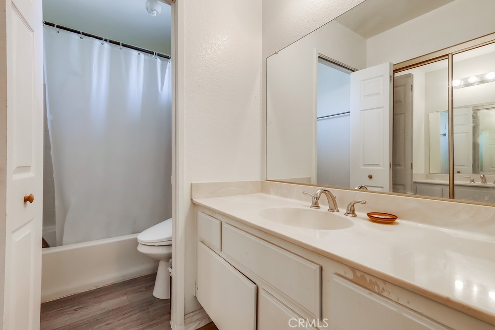 4031 La Rica Avenue O