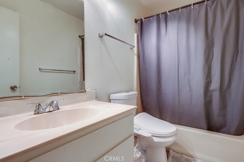 4031 La Rica Avenue O