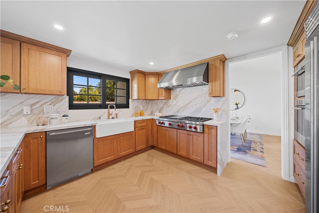 1420 Linda Way