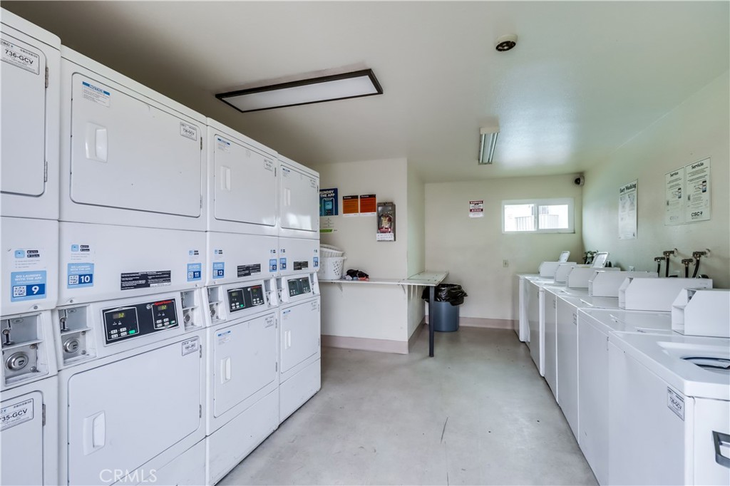 1547 Broadway 48