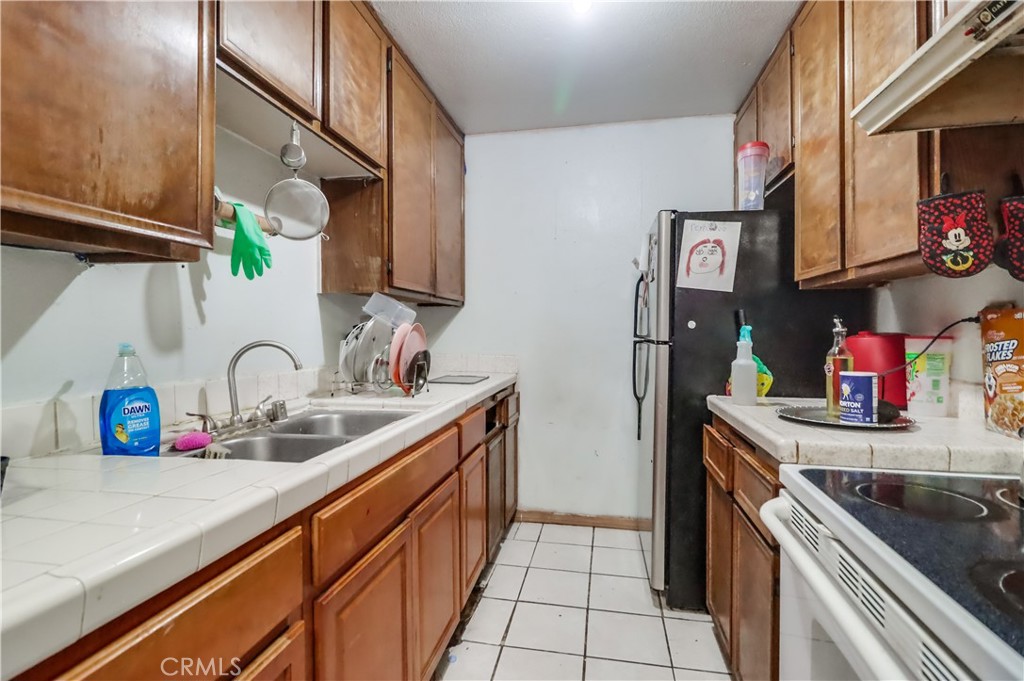 1547 Broadway 48