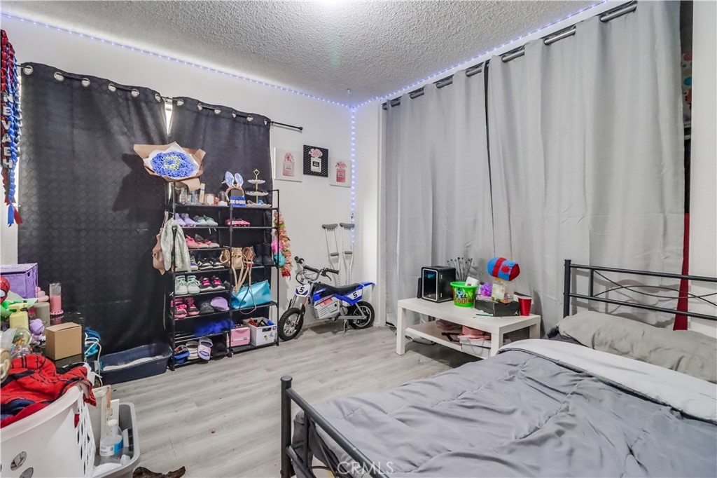 1547 Broadway 48