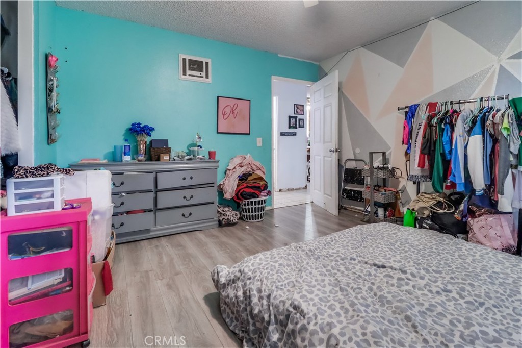 1547 Broadway 48