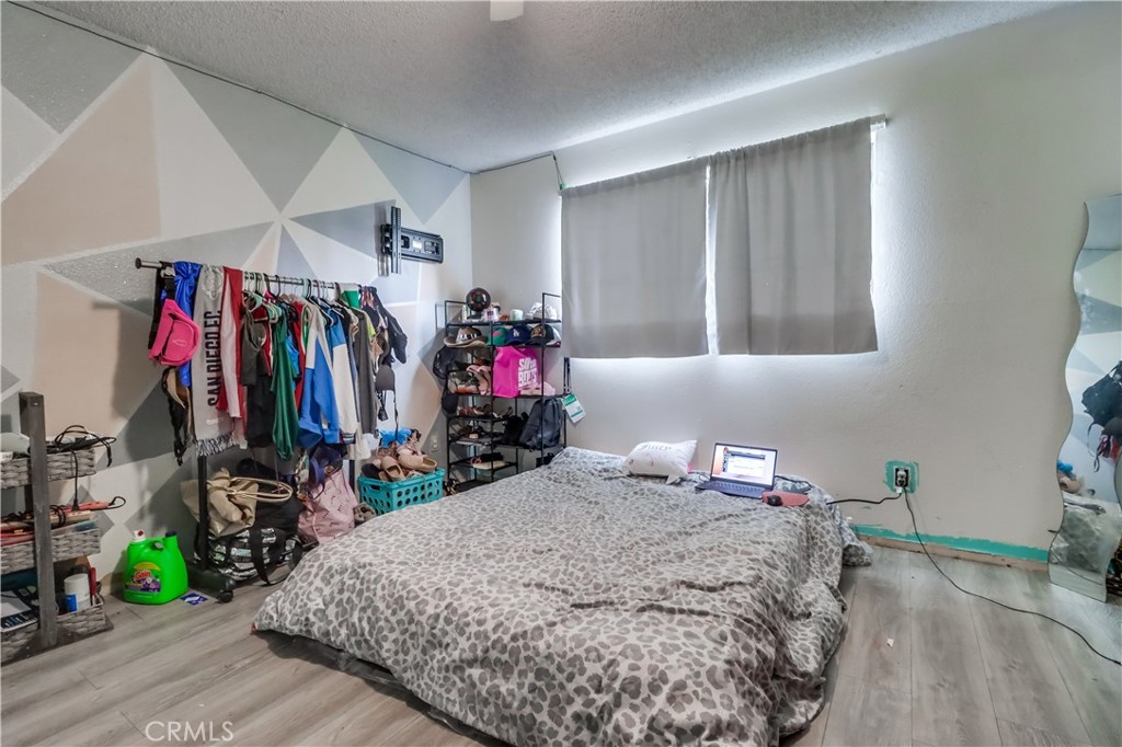1547 Broadway 48