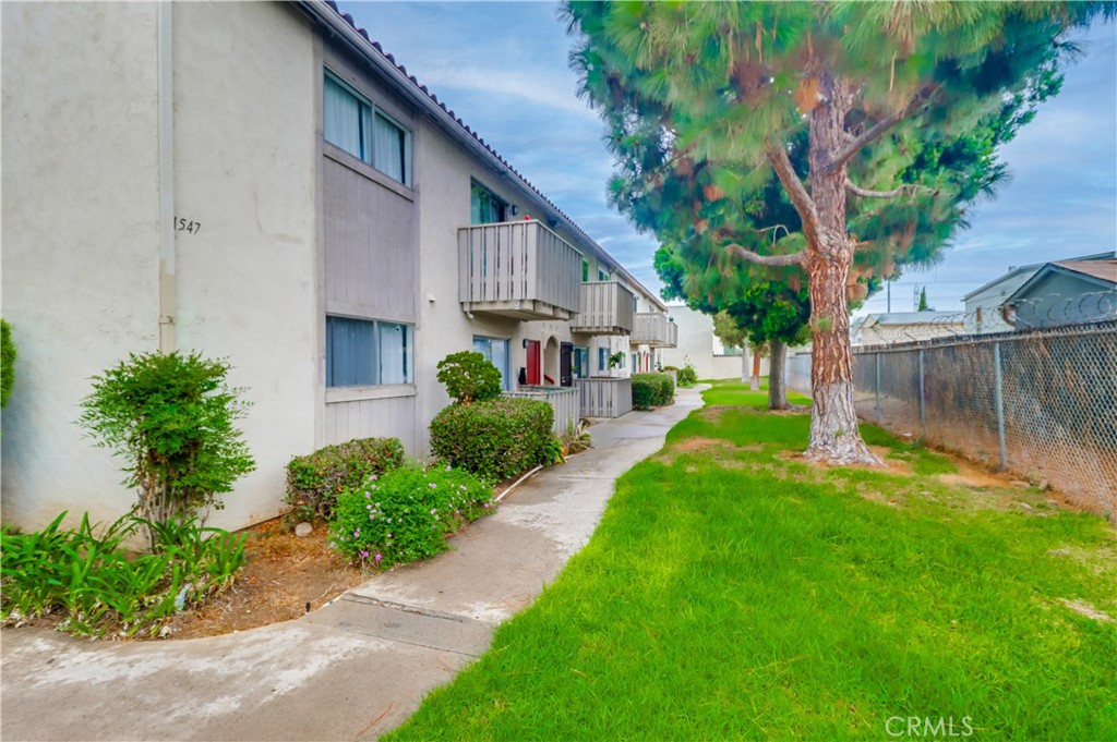 1547 Broadway 48