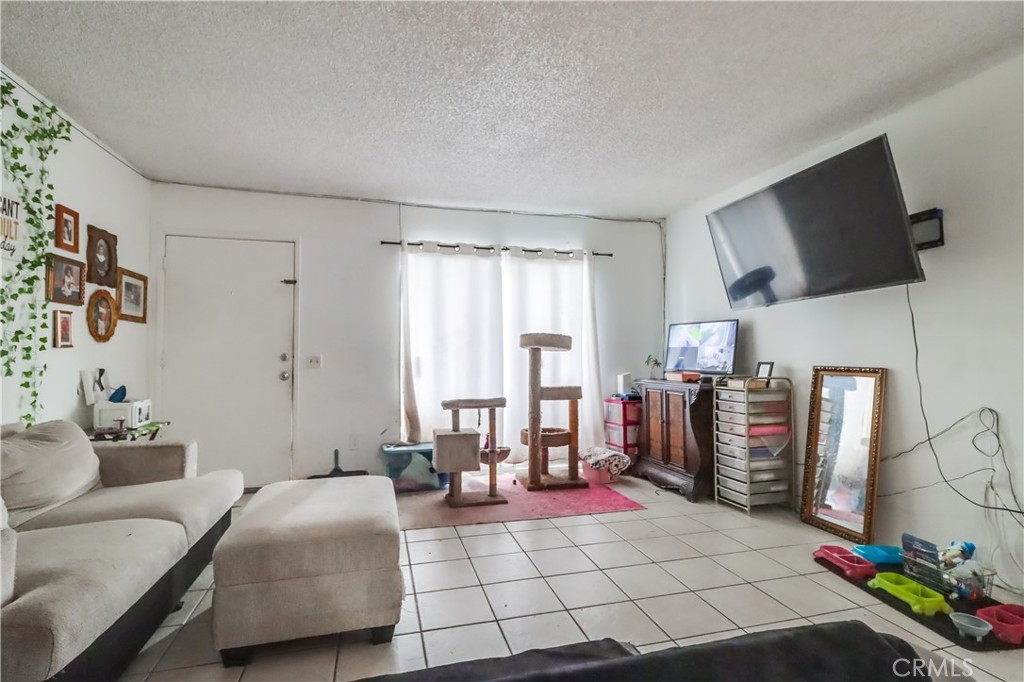 1547 Broadway 48