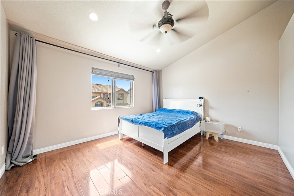 1010 W Wilson