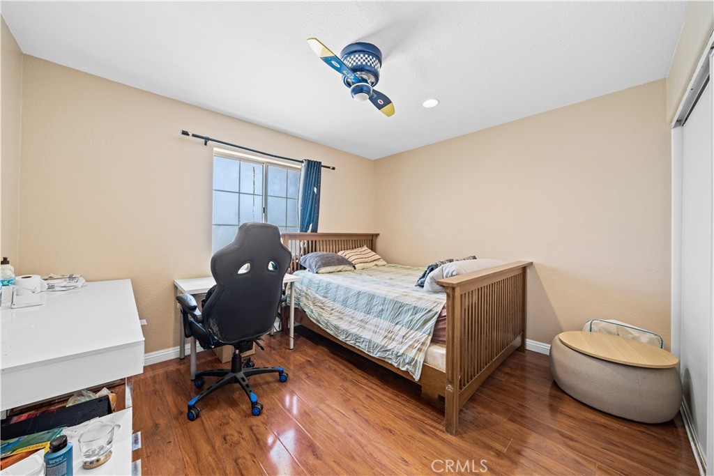 1010 W Wilson