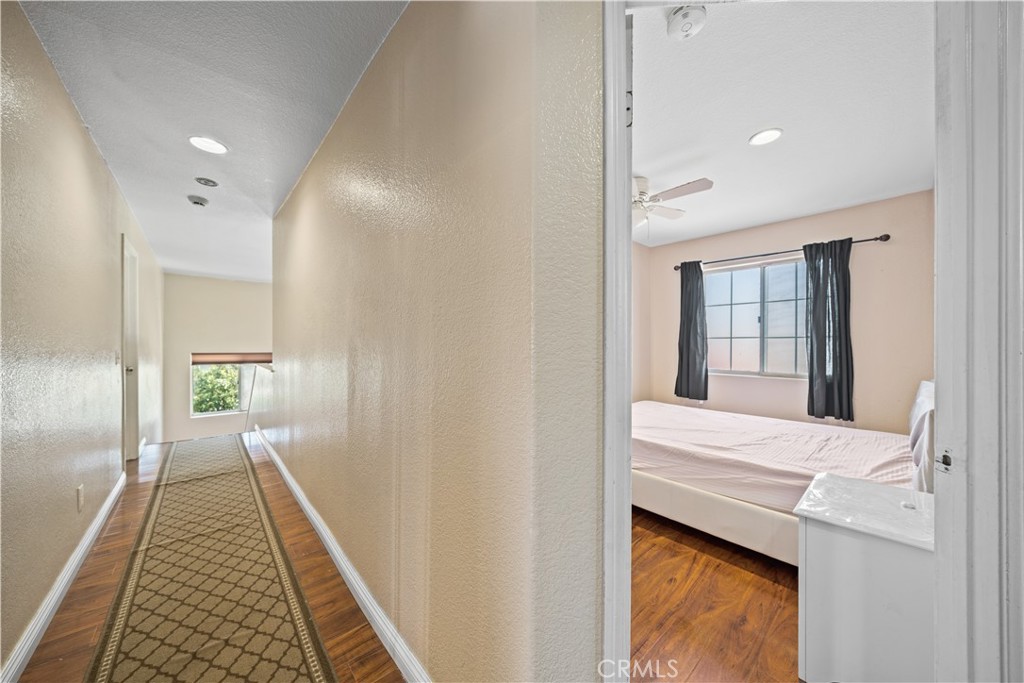 1010 W Wilson