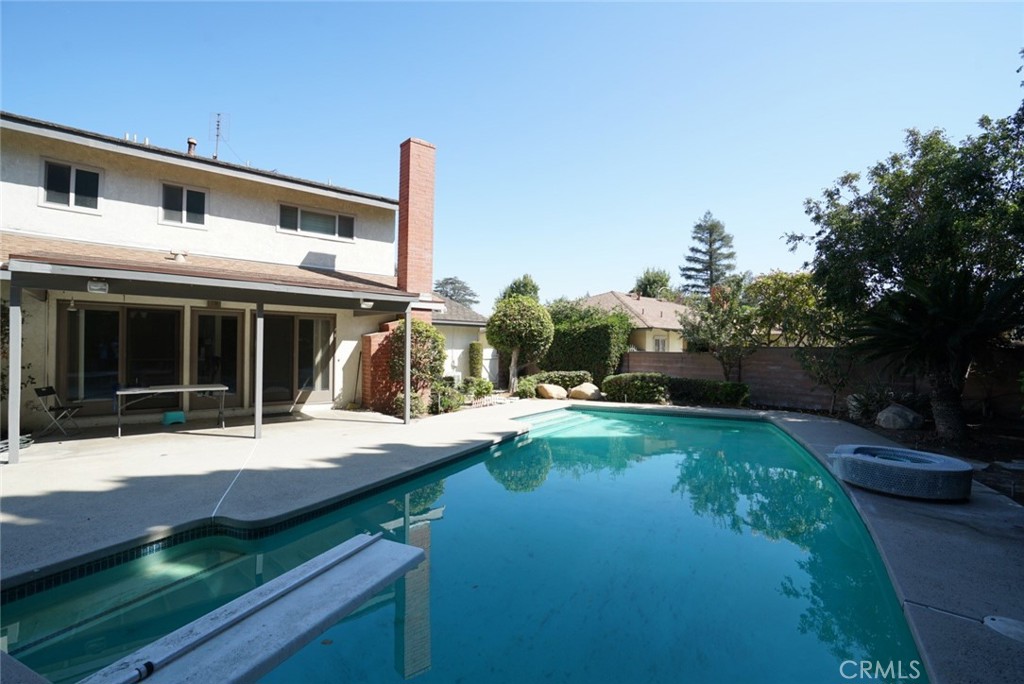 1925 El Sereno Avenue