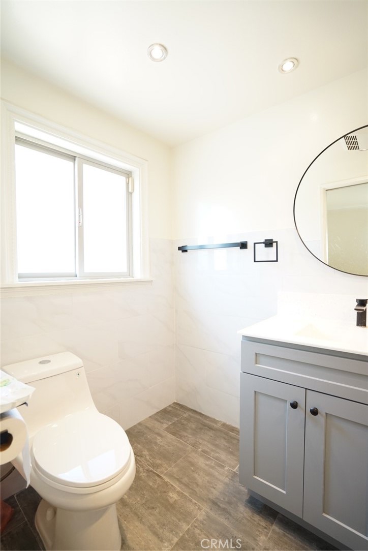 1925 El Sereno Avenue