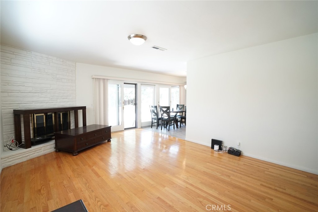 1925 El Sereno Avenue