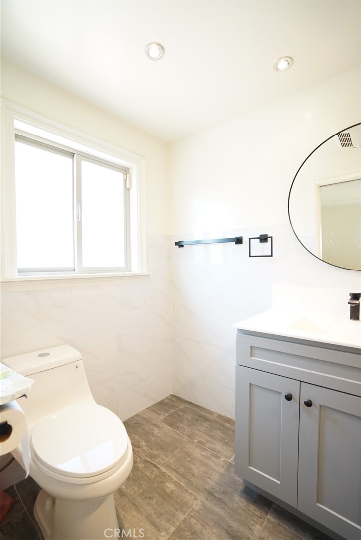 1925 El Sereno Avenue