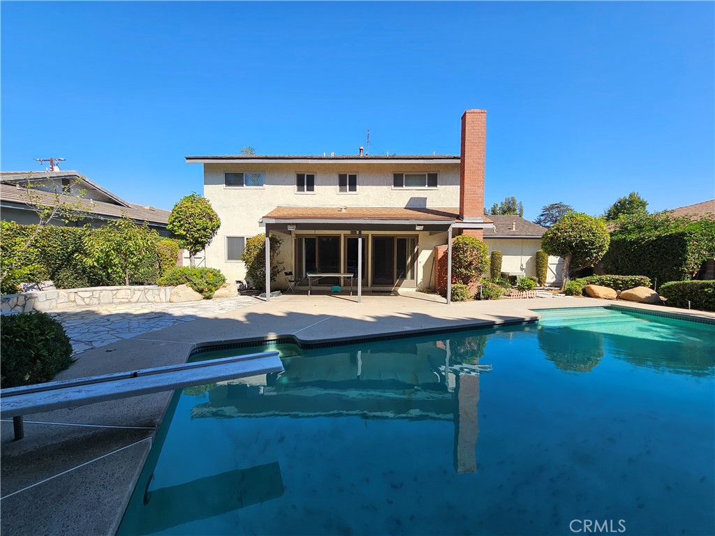 1925 El Sereno Avenue