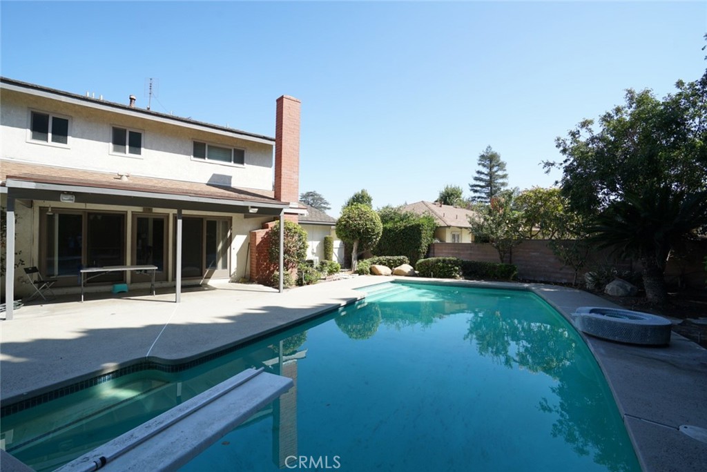 1925 El Sereno Avenue