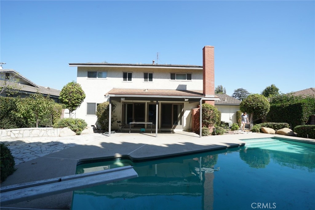 1925 El Sereno Avenue