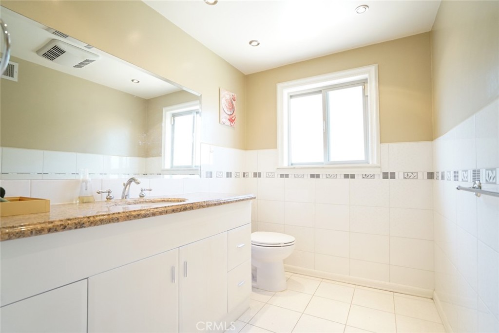 1925 El Sereno Avenue