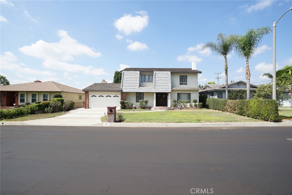 1925 El Sereno Avenue