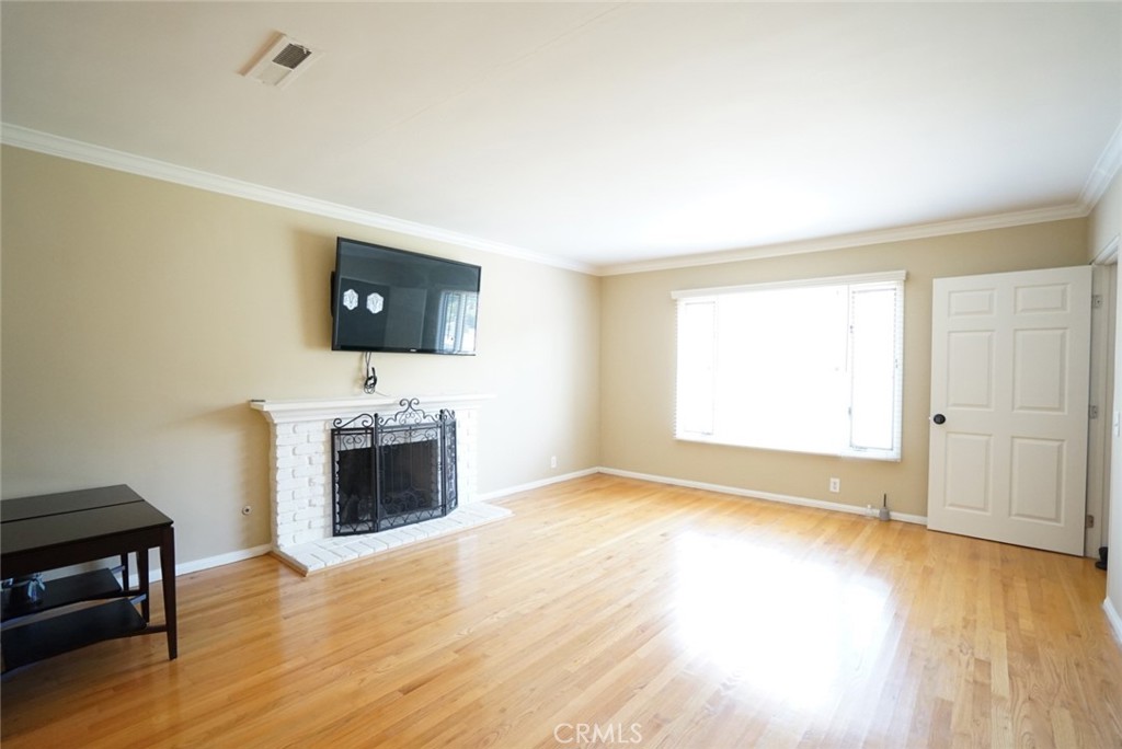 1925 El Sereno Avenue