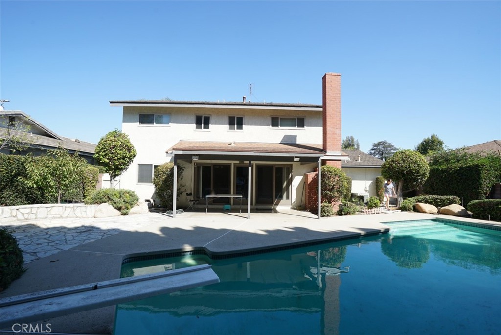 1925 El Sereno Avenue