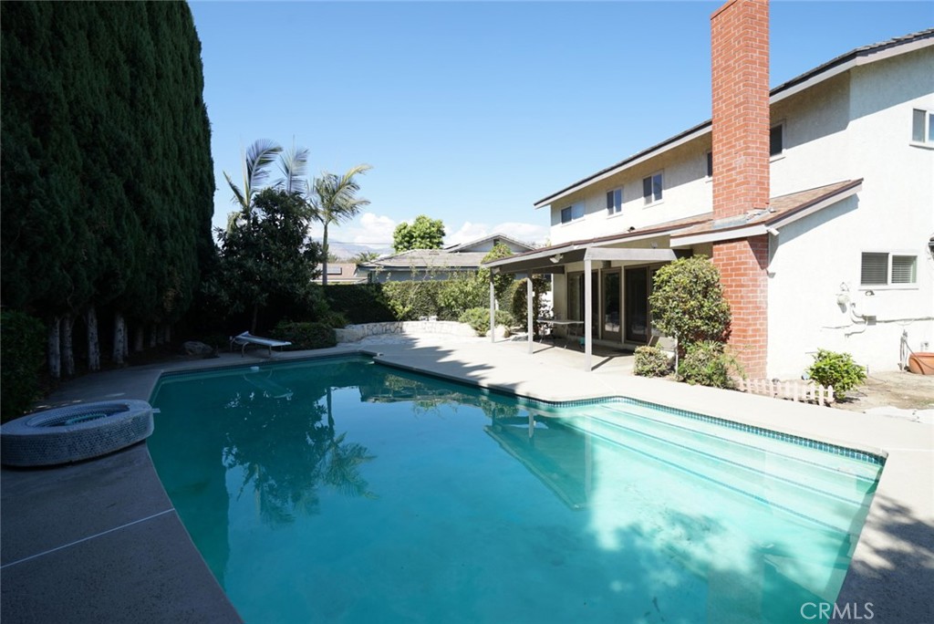 1925 El Sereno Avenue
