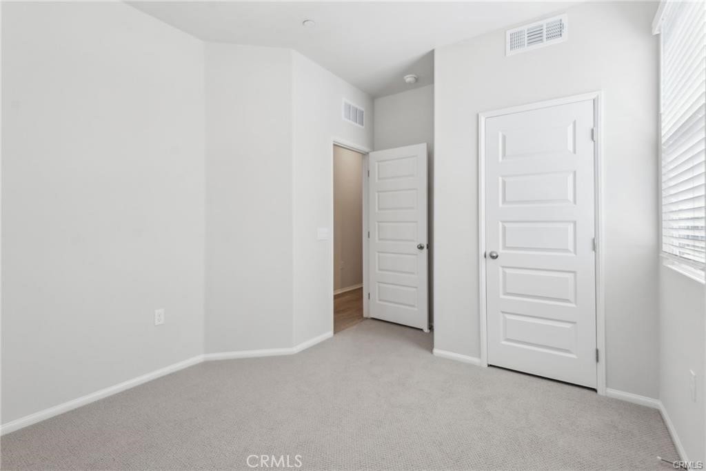 2718 Crozier