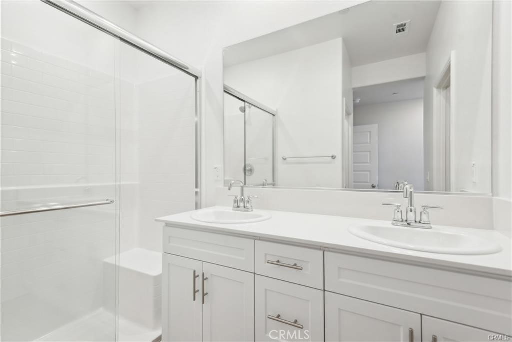 2718 Crozier