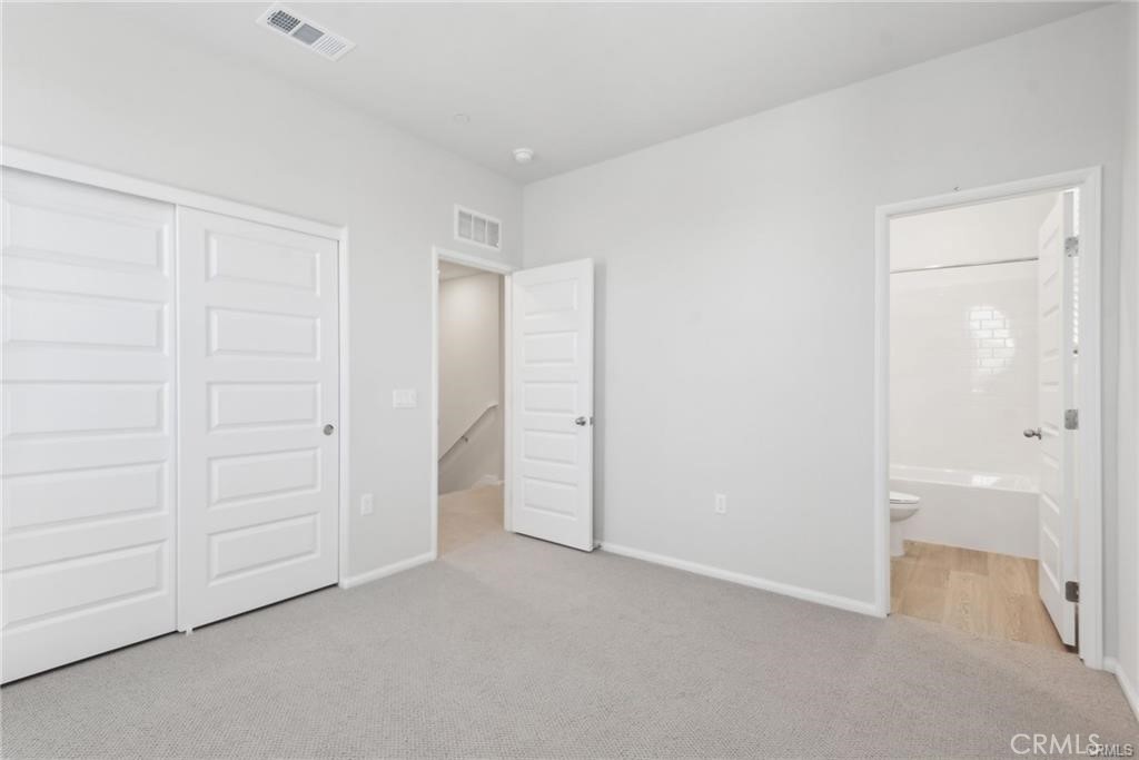 2718 Crozier