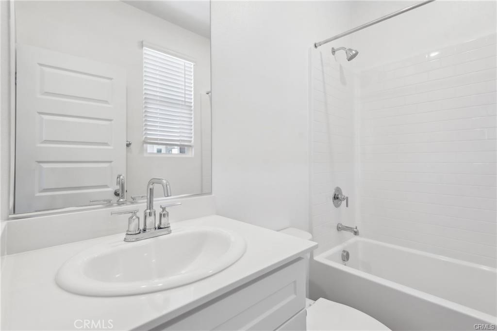 2718 Crozier