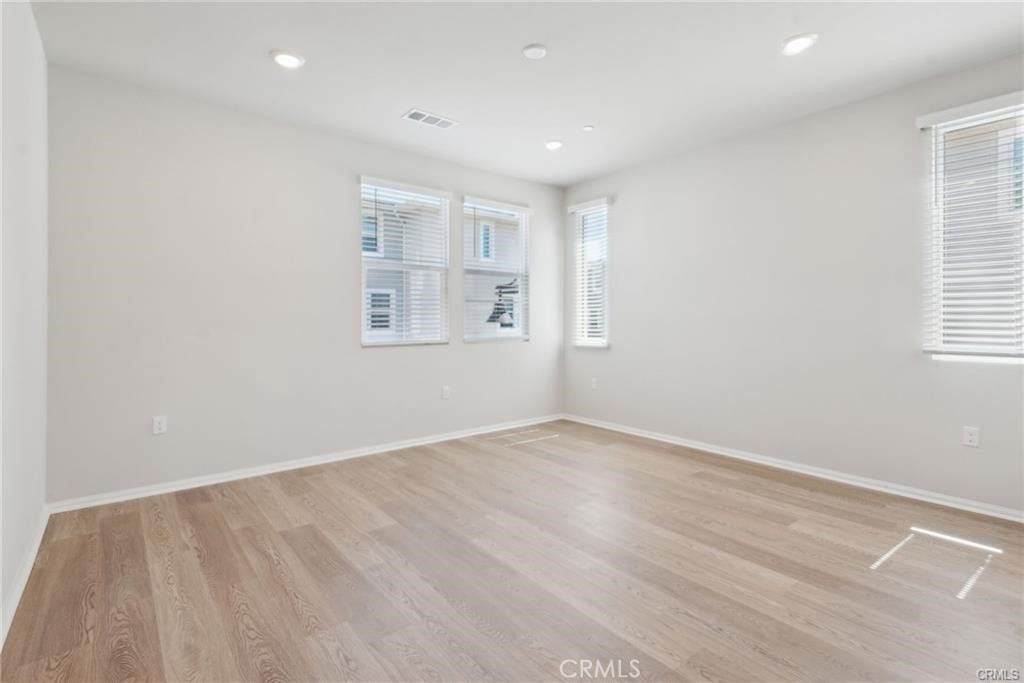 2718 Crozier