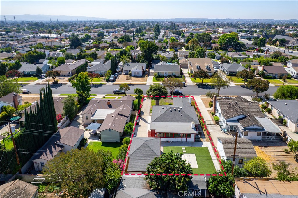 831 E Leslie Drive