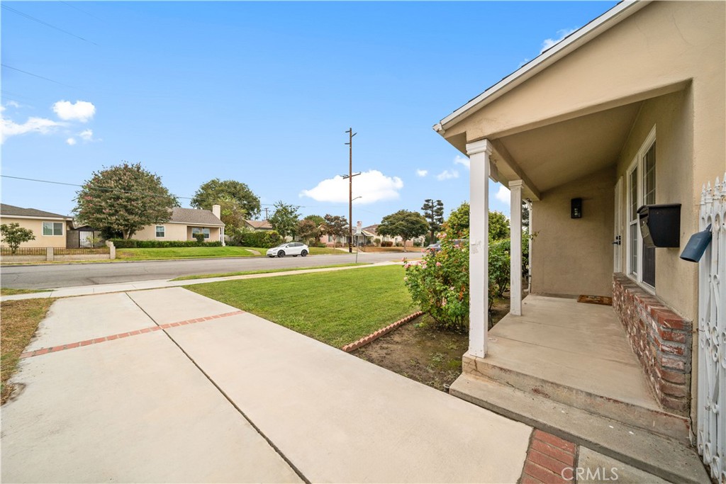 9108 Hermosa Drive