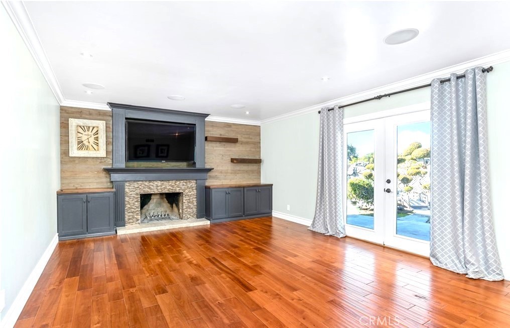 125 W Ronwood Street