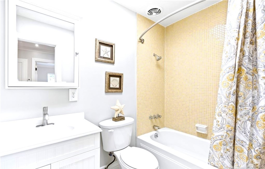 125 W Ronwood Street