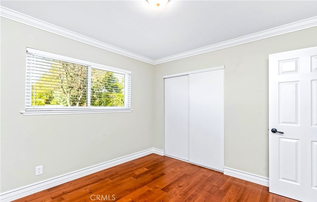 125 W Ronwood Street