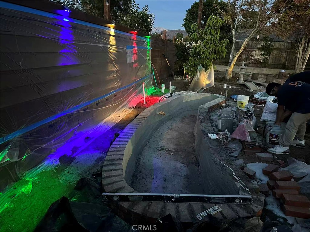 125 W Ronwood Street