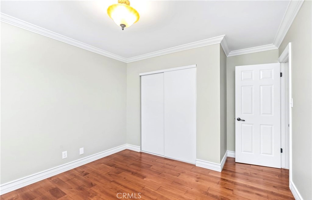 125 W Ronwood Street