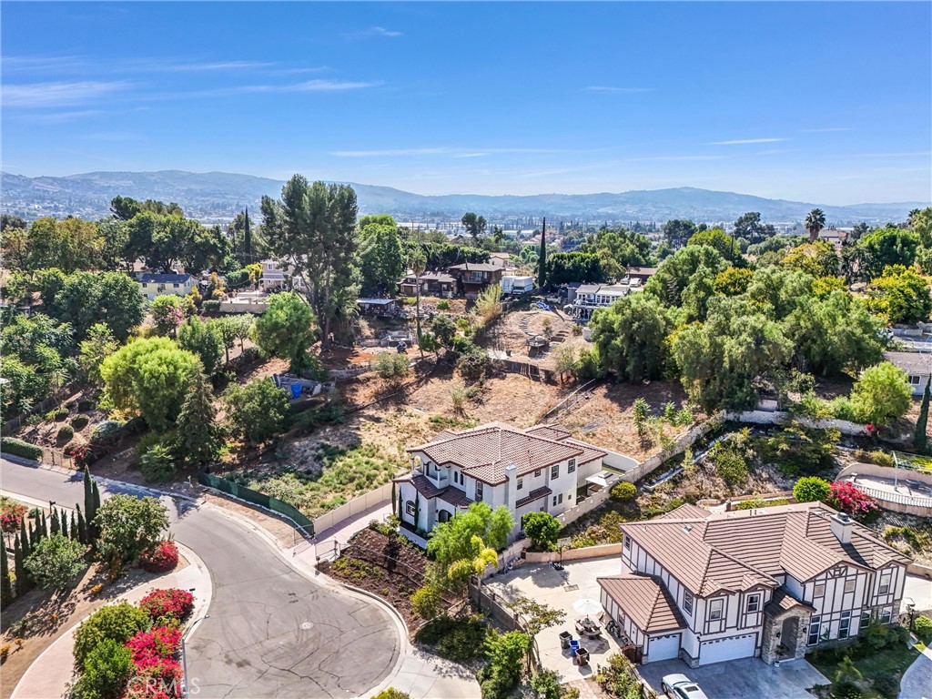 451 Avenida Esplendor