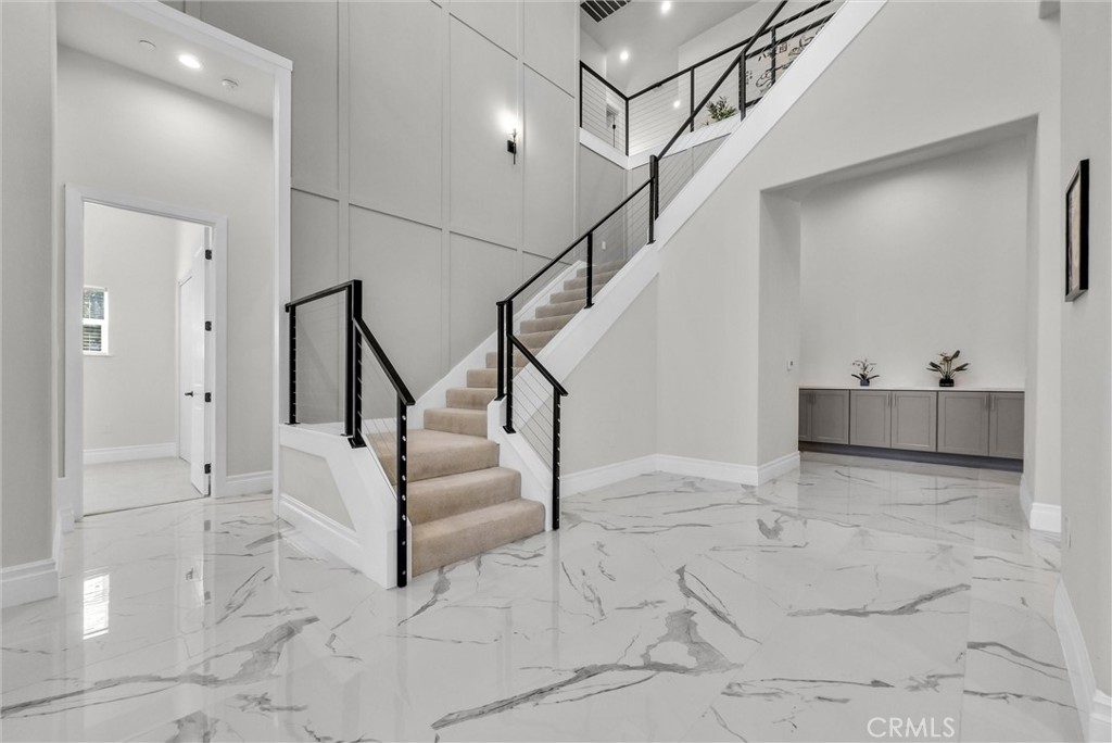 451 Avenida Esplendor