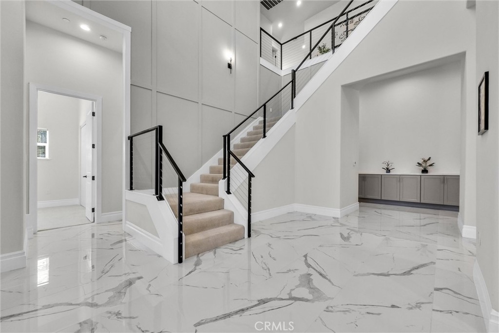 451 Avenida Esplendor