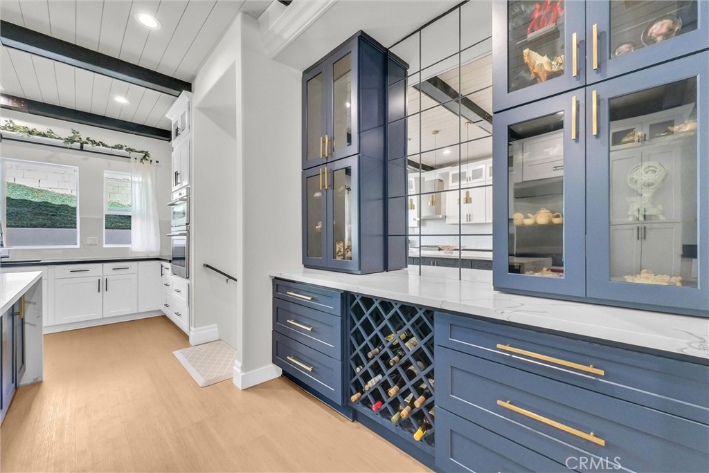 451 Avenida Esplendor