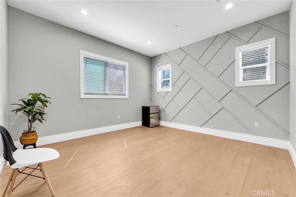 451 Avenida Esplendor